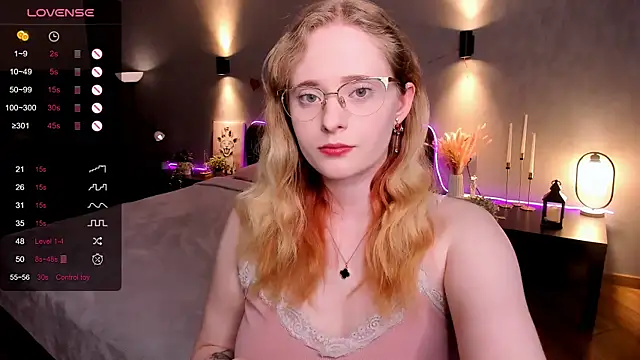 Aemilia  online show from March 27, 2026, 8:22 am