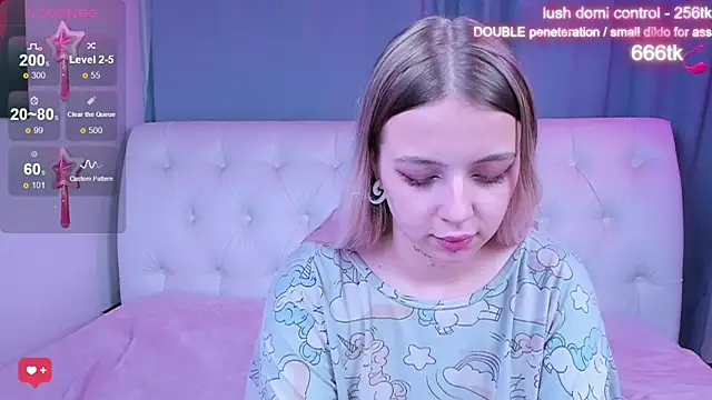 Alice Halle online show from October 23, 2025, 9:19 am