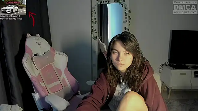 MashkaRay online show from October 26, 2025, 10:59 am