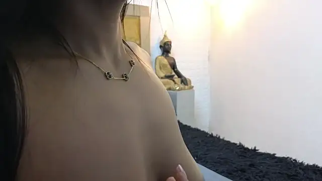 ximenawilliamss online show from February 12, 2026, 8:08 pm