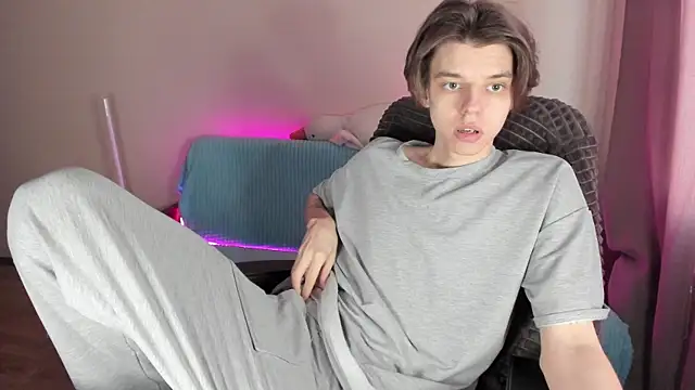 Liam sexy1 online show from February 26, 2025, 2:16 pm