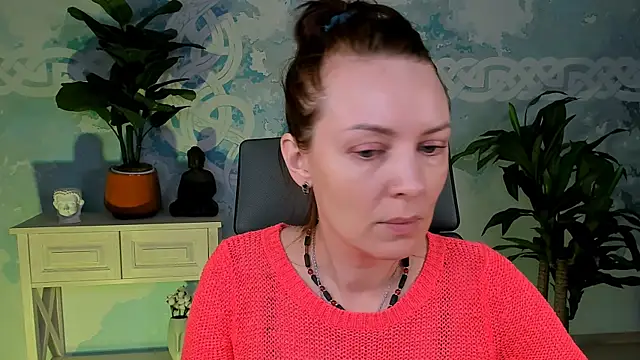 VandaRossi online show from September 9, 2025, 5:06 am