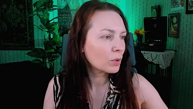 VandaRossi online show from September 13, 2025, 10:26 am