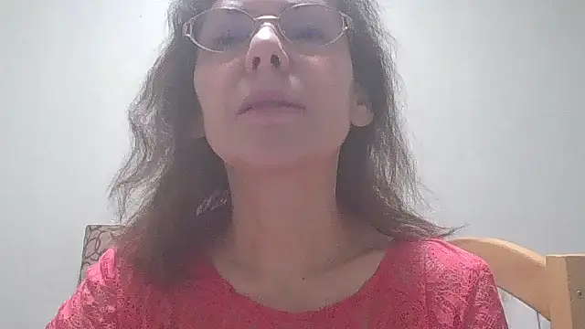 HollyJewel online show from February 19, 2025, 5:49 pm