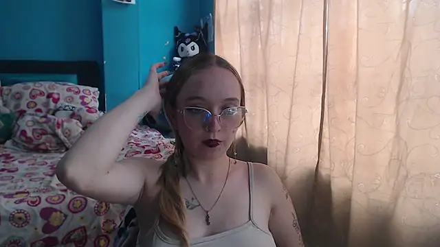 Snapshot of Liaroberts1 chatting on February 24, 2025, 3:09 pm Liaroberts1 online show from February 24, 2025, 3:09 pm