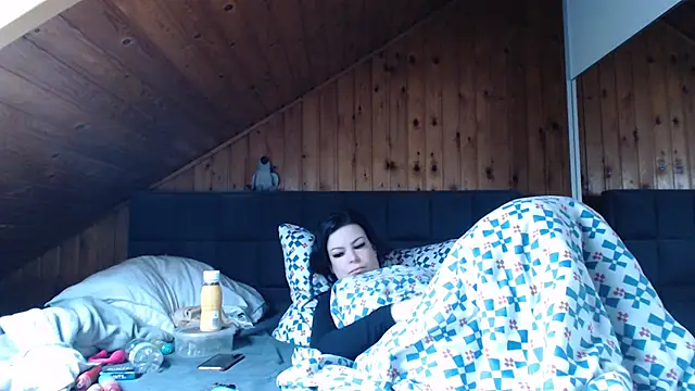 BoeseMoni1998 online show from October 21, 2025, 8:03 am