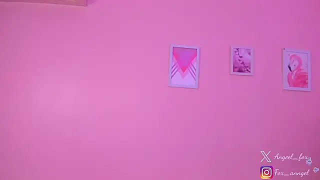 angeel fox online show from April 22, 2026, 6:20 am