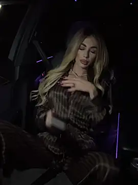 ArianaArianna online show from March 22, 2025, 7:53 pm