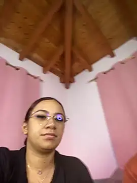 Jules n Gia online show from December 22, 2025, 12:00 am