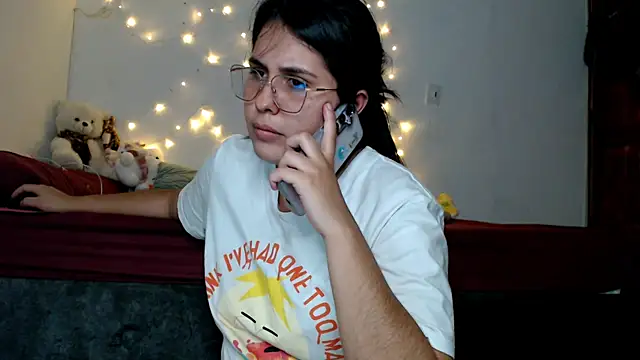 zaritagape21 online show from February 6, 2025, 12:33 am