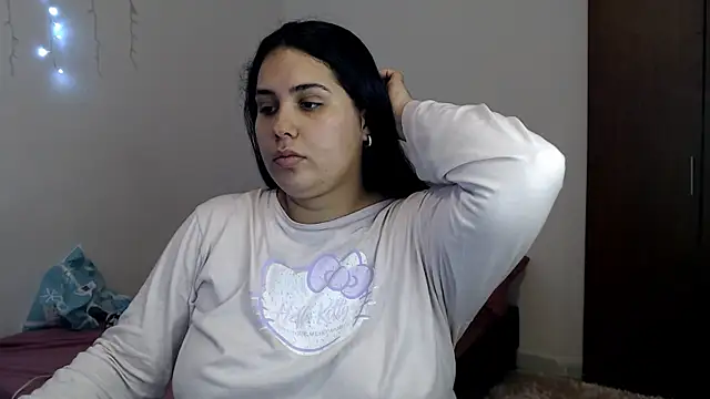 zaritagape21 online show from October 11, 2025, 10:55 pm