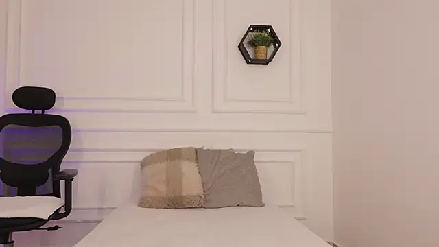 meloddysky online show from February 16, 2026, 1:54 pm