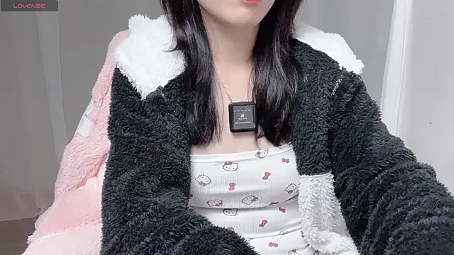  minji bae online show from November 14, 2025, 6:55 pm