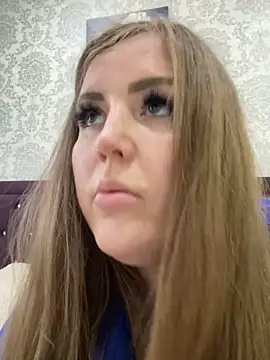 MargaretRoyal online show from October 31, 2025, 10:12 am