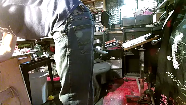 mrwinsalot88 online show from October 11, 2025, 11:00 am