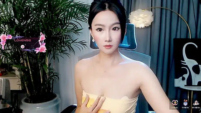 FeiFei-babe online show from September 9, 2025, 6:45 am