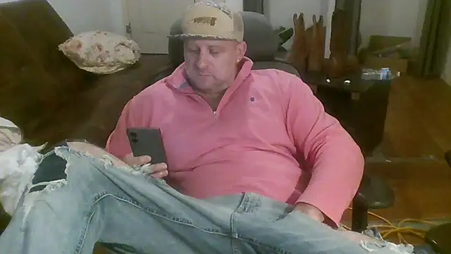 Snapshot of poundyouout69 chatting on February 22, 2026, 4:37 am poundyouout69 online show from February 22, 2026, 4:37 am