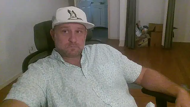 Snapshot of poundyouout69 chatting on November 28, 2025, 9:15 pm poundyouout69 online show from November 28, 2025, 9:15 pm