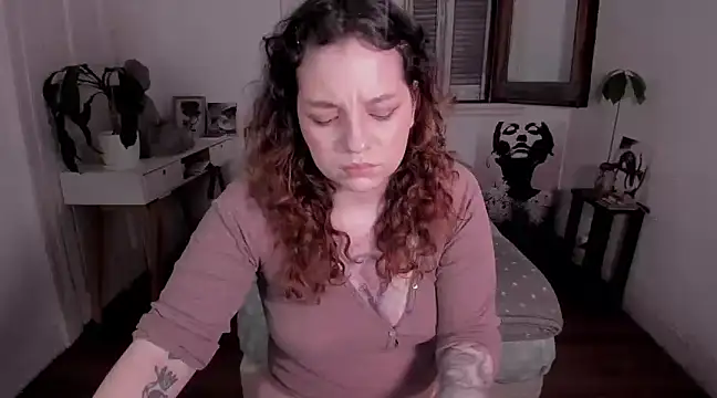 sophia goth online show from February 25, 2025, 11:59 pm