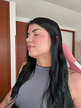 Snapshot of emma_lopes chatting on June 21, 2026, 9:20 pm emma lopes online show from June 21, 2026, 9:20 pm