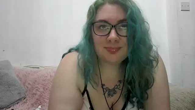 Bustycurves online show from February 24, 2026, 9:37 pm