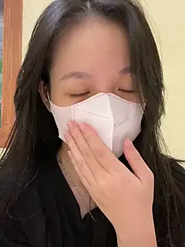 minmin2kk5 online show from October 14, 2025, 6:47 am