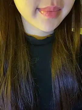 minmin2kk5 online show from February 9, 2026, 2:53 am