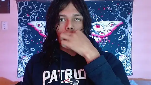 daiki sx online show from October 7, 2025, 6:09 pm