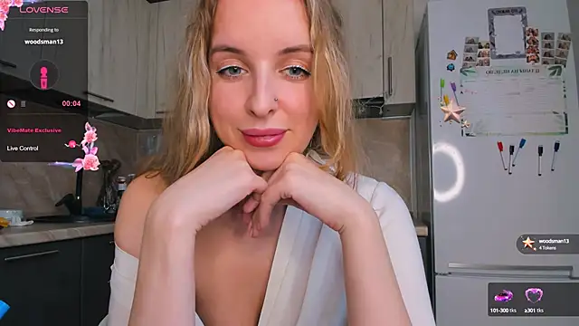 violet blue eyes online show from February 12, 2025, 1:16 pm