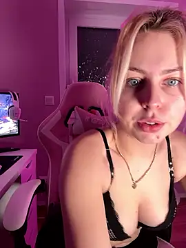 Livewithlucy online show from January 14, 2026, 3:04 pm