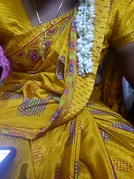 Snapshot of Janavi-janu chatting on October 27, 2025, 5:03 pm Janavi-janu online show from October 27, 2025, 5:03 pm