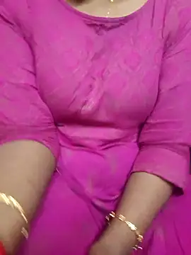 Snapshot of Janavi-janu chatting on November 10, 2025, 12:43 pm Janavi-janu online show from November 10, 2025, 12:43 pm