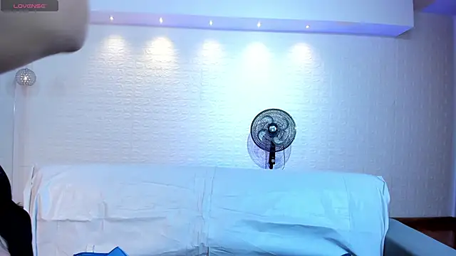 Snapshot of violet_scott chatting on September 25, 2025, 10:54 am violet scott online show from September 25, 2025, 10:54 am