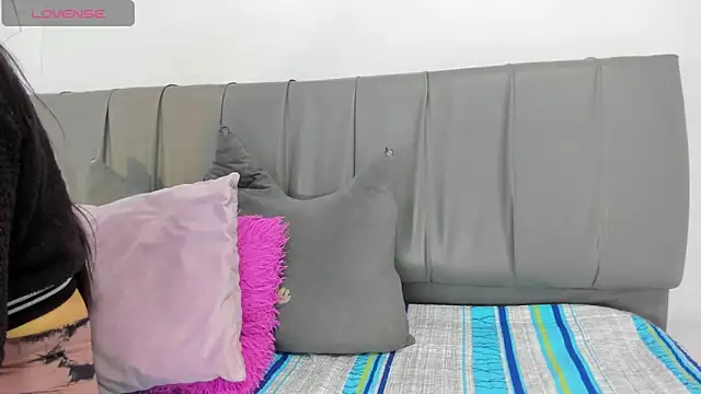 Cherllynn online show from September 9, 2025, 3:32 pm