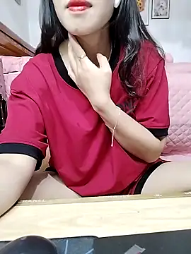 cream1299 online show from November 11, 2025, 12:22 pm