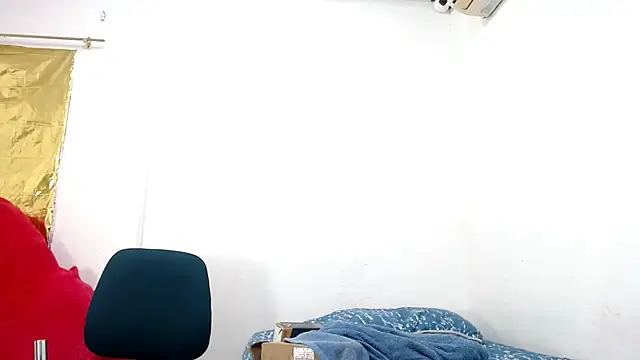 Snapshot of camilavagina24 chatting on January 31, 2025, 4:06 pm camilavagina24 online show from January 31, 2025, 4:06 pm