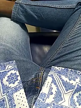 bangaloresexyguy online show from January 8, 2026, 4:02 pm