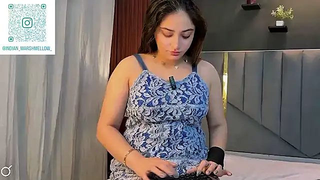 demieliss online show from November 7, 2025, 6:23 pm