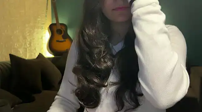 demieliss online show from December 17, 2024, 5:04 pm