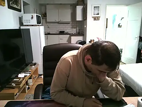 mihaimichael online show from October 10, 2025, 11:11 am