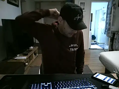 mihaimichael online show from April 2, 2026, 10:55 am