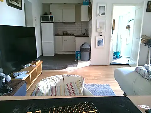 mihaimichael online show from April 14, 2026, 12:54 pm