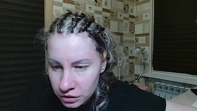 Snapshot of TherestlessKitty chatting on July 21, 2026, 10:22 pm TherestlessKitty online show from July 21, 2026, 10:22 pm