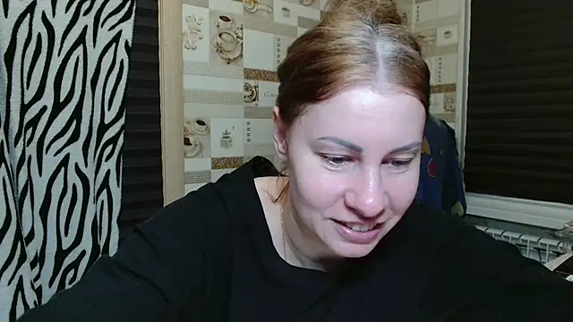 Snapshot of TherestlessKitty chatting on July 4, 2026, 10:25 pm TherestlessKitty online show from July 4, 2026, 10:25 pm