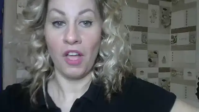 TherestlessKitty online show from March 4, 2025, 6:04 am