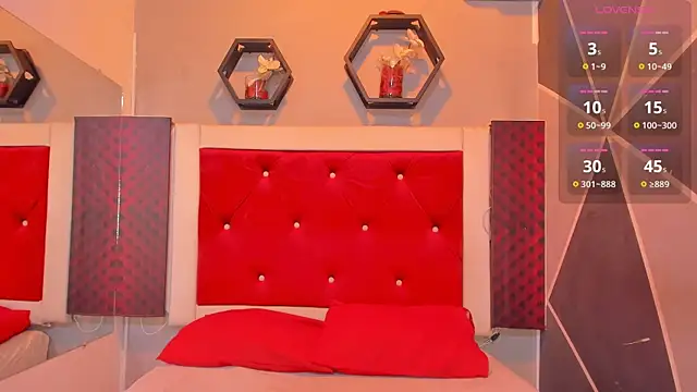 Karoll014 online show from October 20, 2025, 12:17 pm