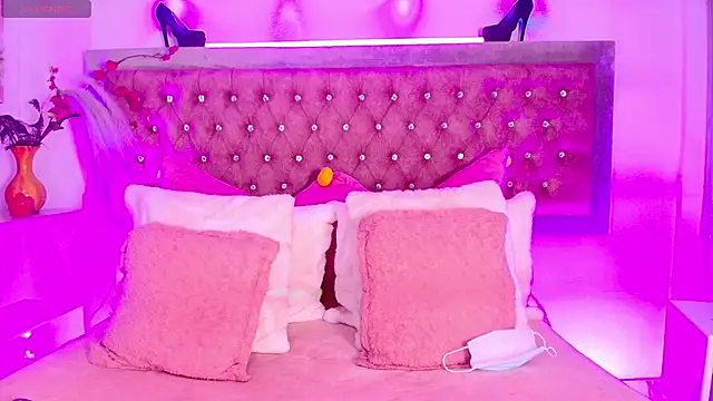 Tayzon Foxxx online show from November 7, 2025, 12:31 pm