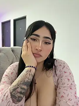 mikuru hara online show from October 5, 2025, 9:38 pm