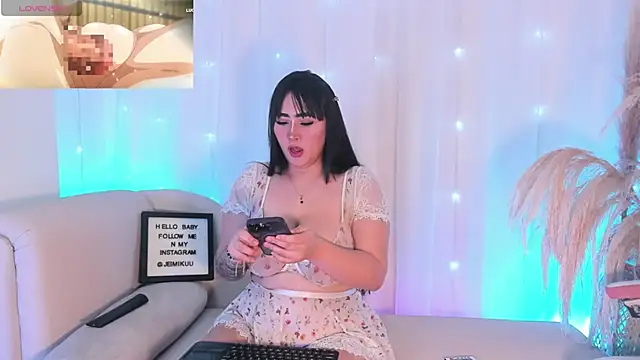 mikuru hara online show from November 28, 2025, 12:22 am