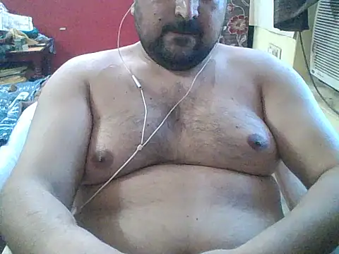 ARYANAVAILABLE online show from March 13, 2026, 11:04 am